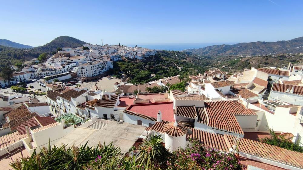 Guía Turística de Frigiliana, Málaga: Qué Ver y Hacer